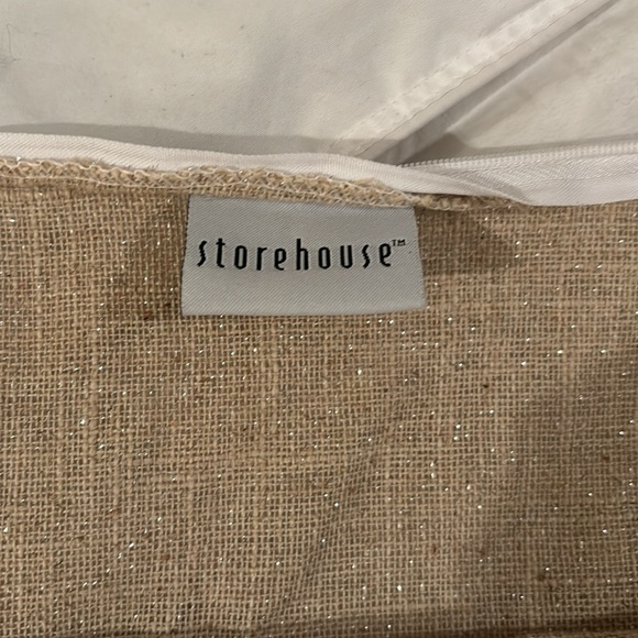 26x13 pillow cover with zipper. And a Mr. & Mrs. sign - Picture 8 of 13